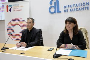 El Festival de Cine de Alicante presenta la imagen de la XVII edición con un dinámico cartel del diseñador gráfico Alfredo León
