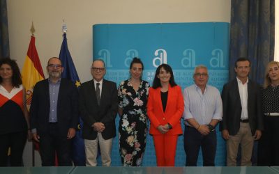 La Diputación acoge el primer encuentro institucional con la nueva directora de la Muestra de Autores Contemporáneos